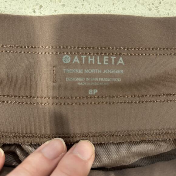 Athleta Trekkie North Jogger Women’s Size 8P Mineral Brown Lightweight Pants - Picture 8 of 8